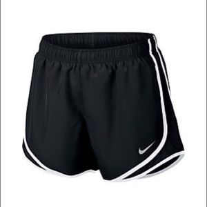 Nike Dry Tempo Shorts